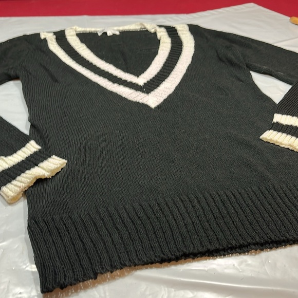 by the way. Black TENNIS SWEATER Ribbed DEEP V-neck Collegiate white stripes XS - Picture 5 of 13